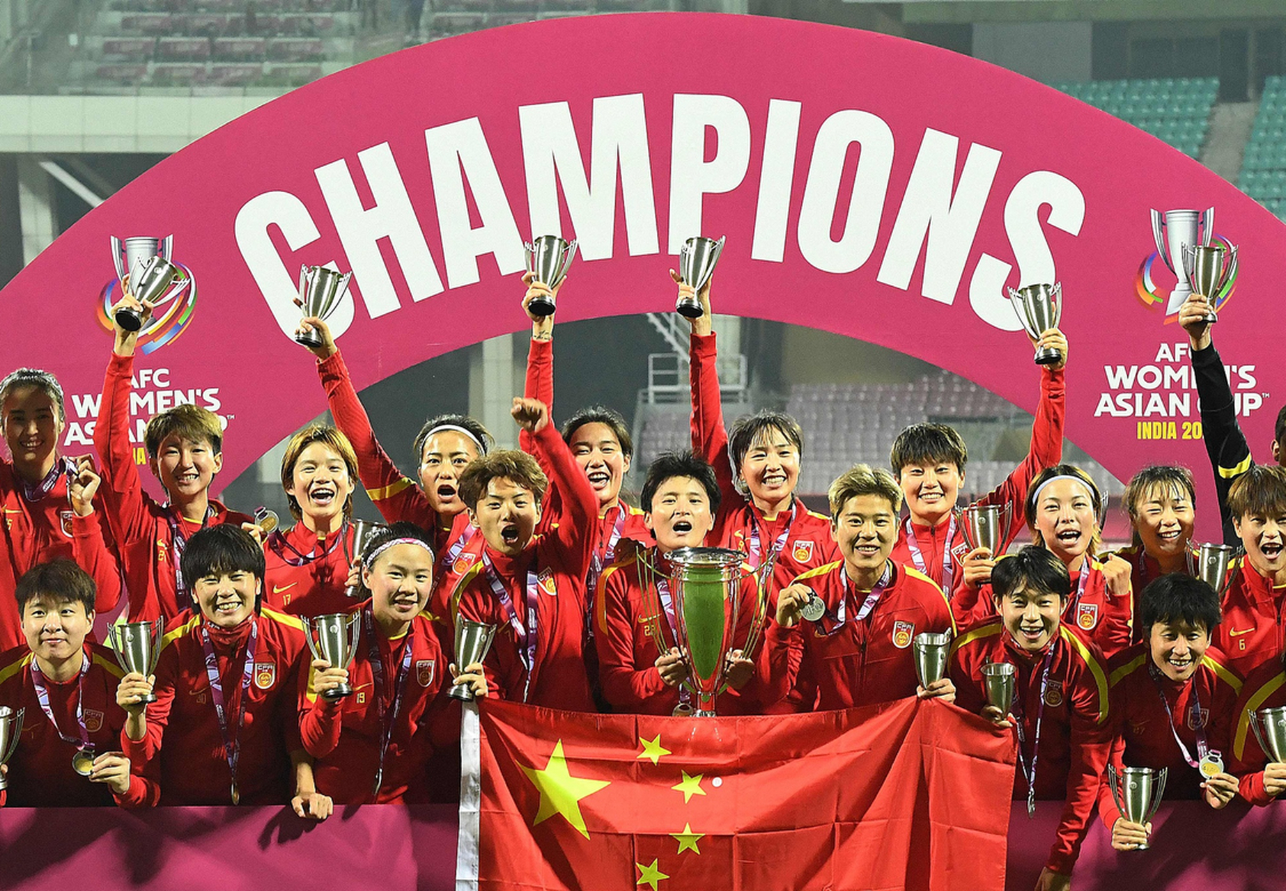 开云体育网页版登录入口-女足亚洲杯大幕落幕中国队斩获冠军喜上眉梢的简单介绍